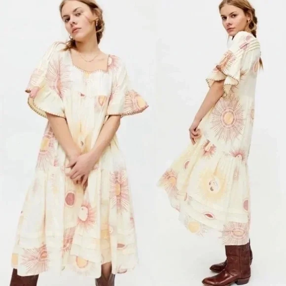 Urban Outfitters Total Eclipse Printed Midi Dress - Picture 1 of 7